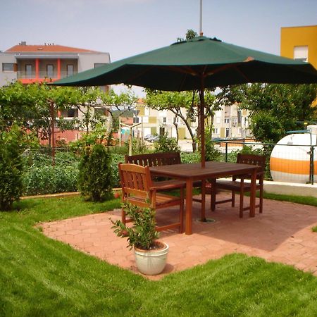 Family Apartments Suzi 罗维尼 外观 照片