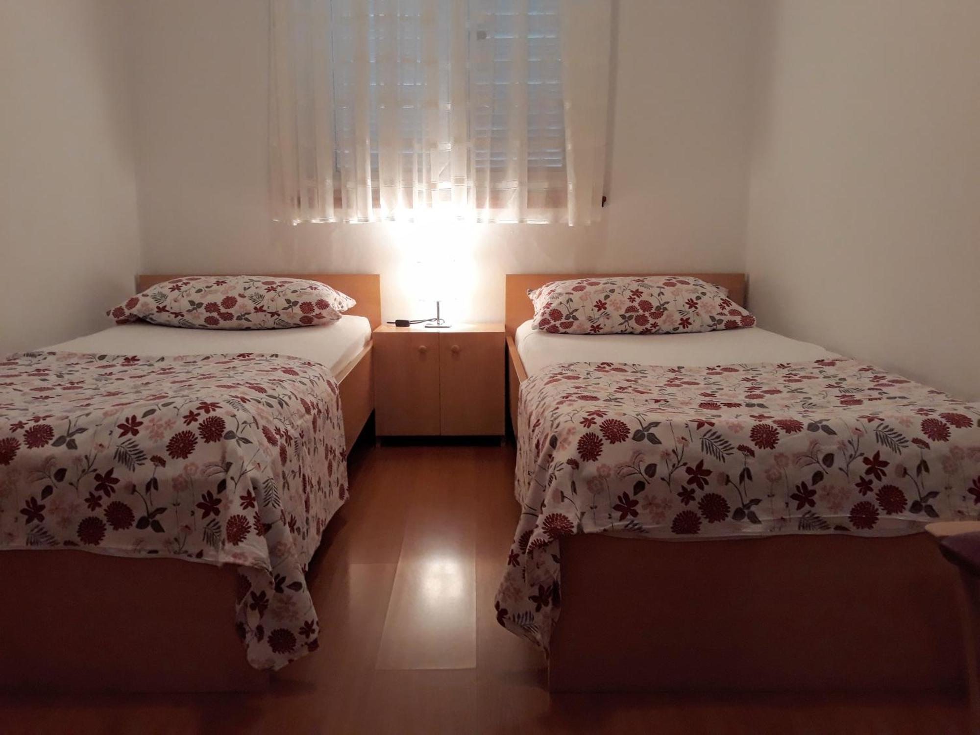 Family Apartments Suzi 罗维尼 外观 照片